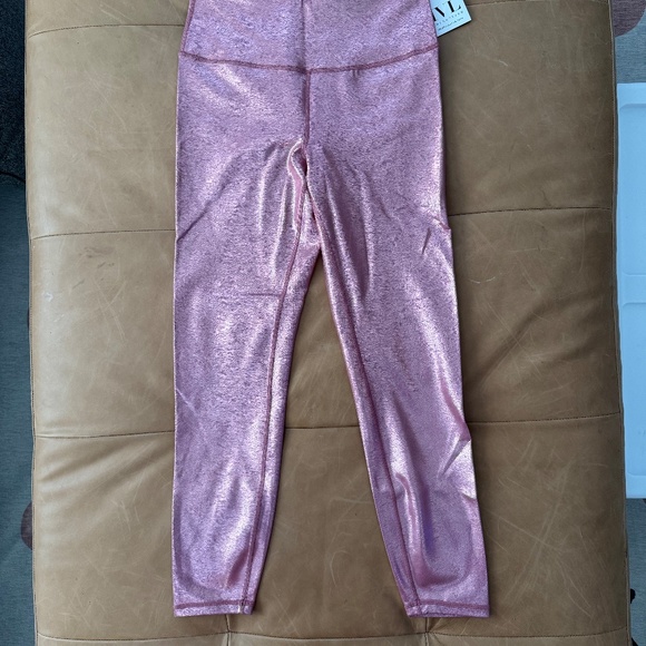 IVL Collective Rose Gold Shimmer Cropped Leggings - Size 6 - 23 in inseam - Picture 4 of 4